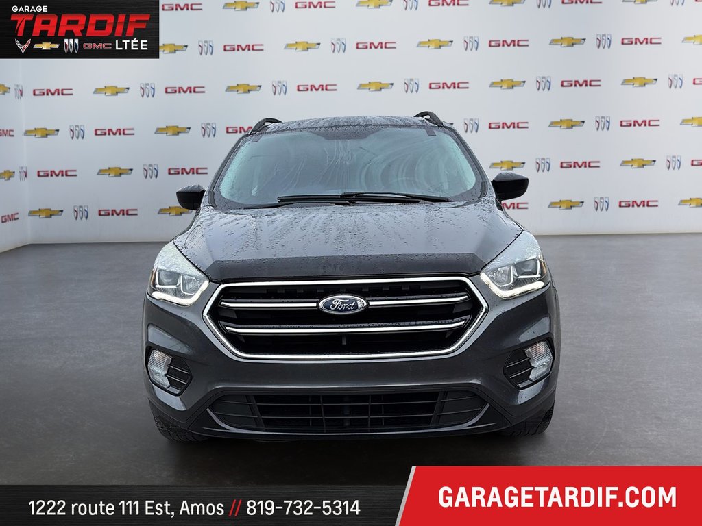 Ford Escape  2017 à Amos, Québec - 2 - w1024h768px