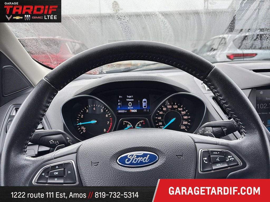 Ford Escape  2017 à Amos, Québec - 9 - w1024h768px