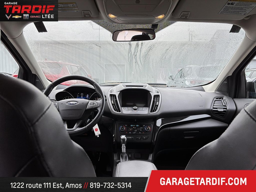 Ford Escape  2017 à Amos, Québec - 7 - w1024h768px