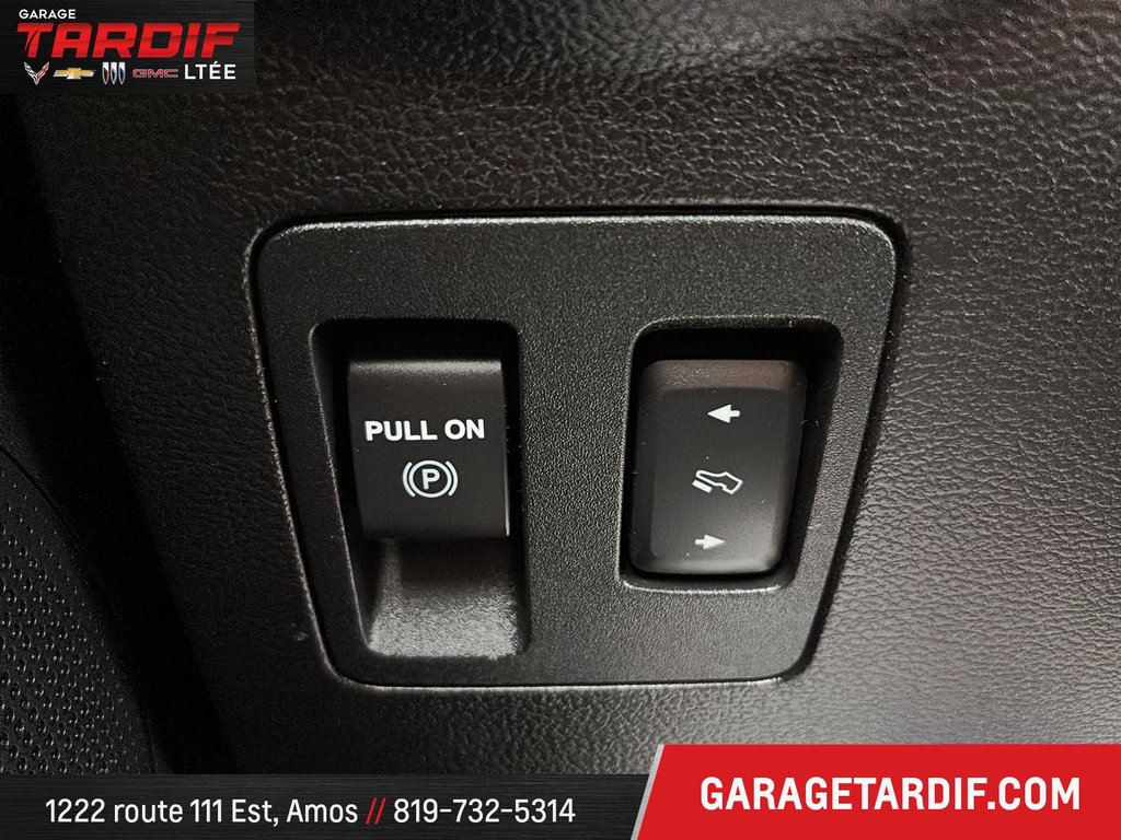 2019 Ford EXPEDITION in Amos, Quebec - 21 - w1024h768px
