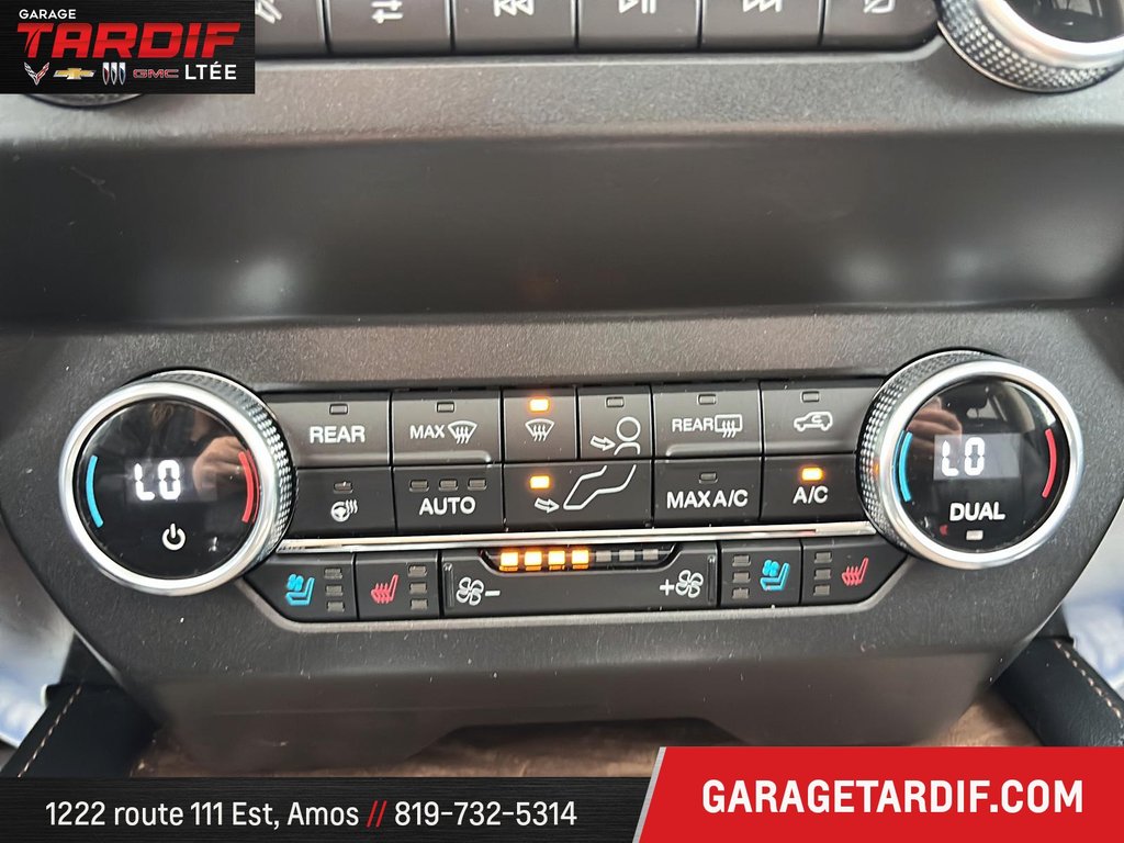 2019 Ford EXPEDITION in Amos, Quebec - 18 - w1024h768px