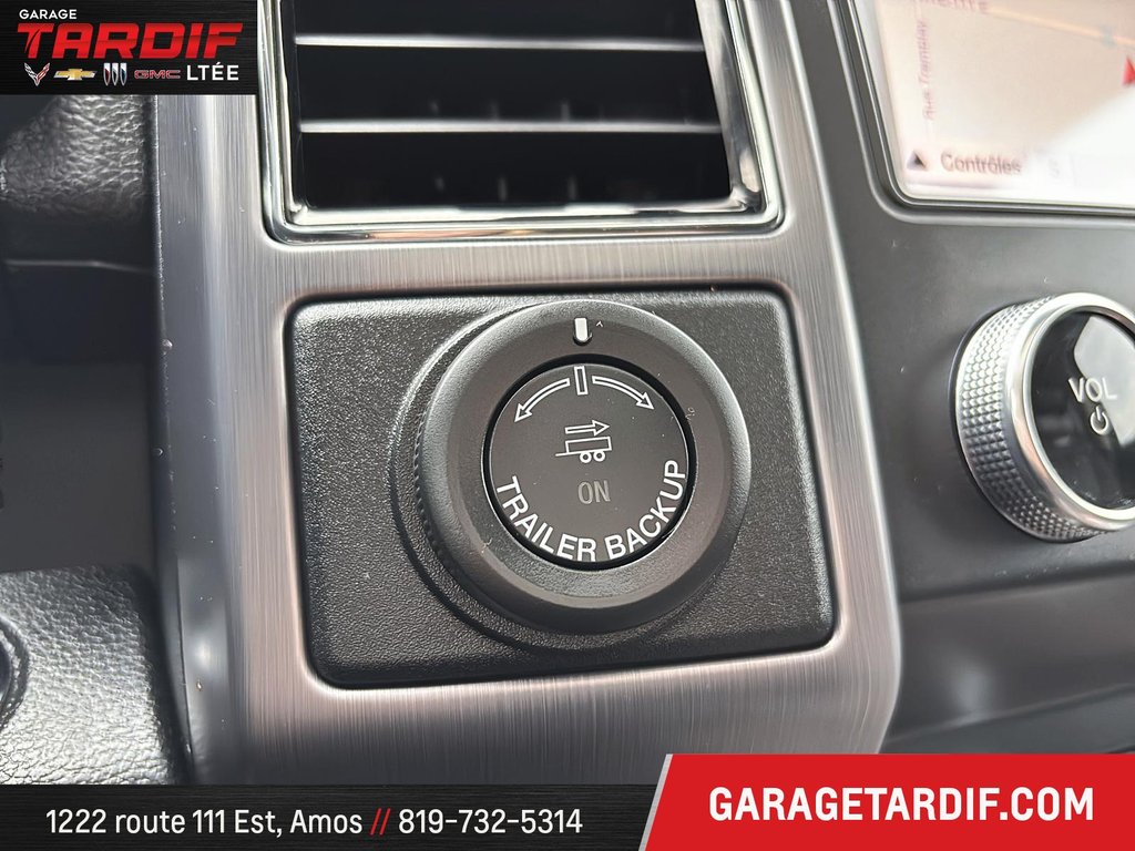 2019 Ford EXPEDITION in Amos, Quebec - 19 - w1024h768px