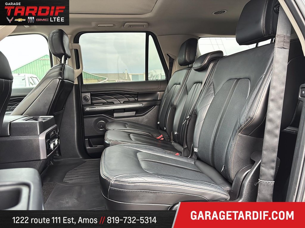 2019 Ford EXPEDITION in Amos, Quebec - 10 - w1024h768px