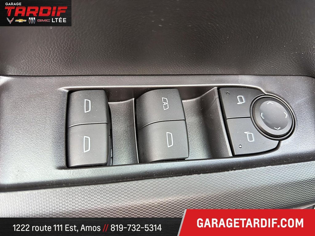 2025 GMC Canyon in Amos, Quebec - 11 - w1024h768px