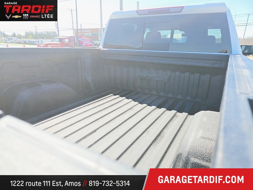 GMC Sierra 1500 4WD Crew CAB Pickup  2023 à Amos, Québec - 9 - w1024h768px