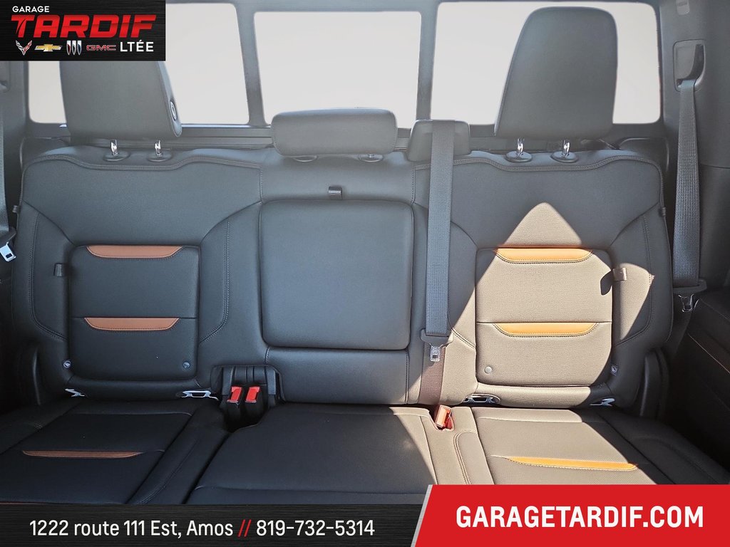 GMC Sierra 1500 4WD Crew CAB Pickup  2023 à Amos, Québec - 13 - w1024h768px
