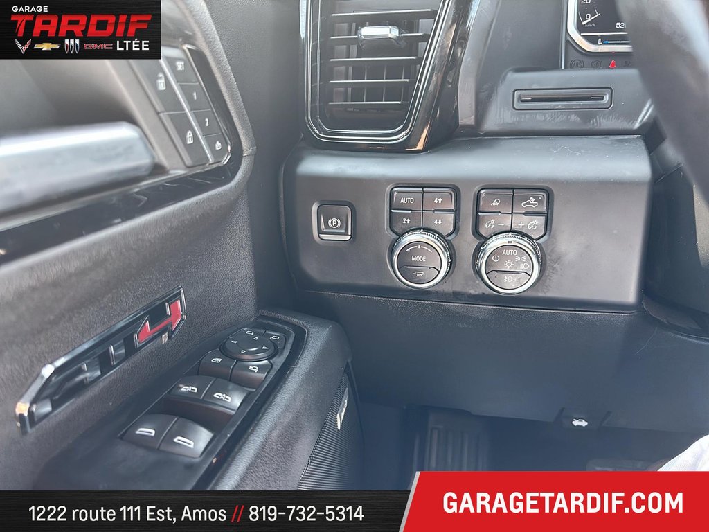 GMC Sierra 1500 4WD Crew CAB Pickup  2023 à Amos, Québec - 11 - w1024h768px