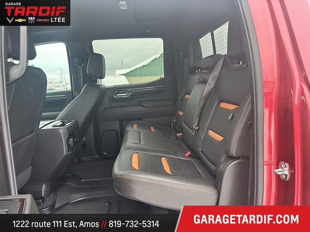 GMC SIERRA 1500 4WD CREW CAB PICKUP  2024 à Amos, Québec - 9 - w1024h768px