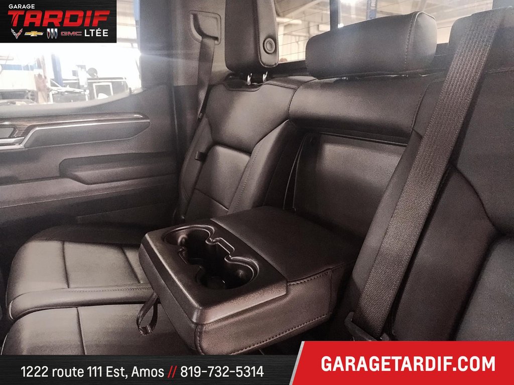 2025 GMC SIERRA 1500 4WD CREW CAB PICKUP in Amos, Quebec - 30 - w1024h768px