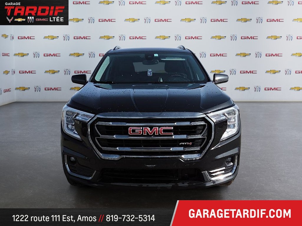 2024 GMC Terrain SLT AWD in Amos, Quebec - 2 - w1024h768px