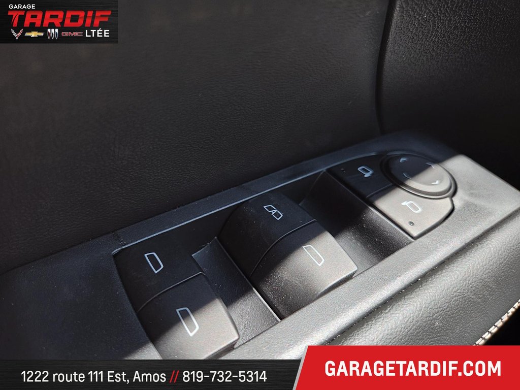GMC Terrain  2025 à Amos, Québec - 16 - w1024h768px