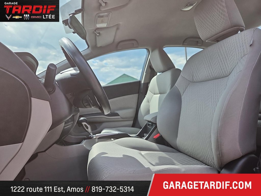 Honda Civic  2015 à Amos, Québec - 8 - w1024h768px