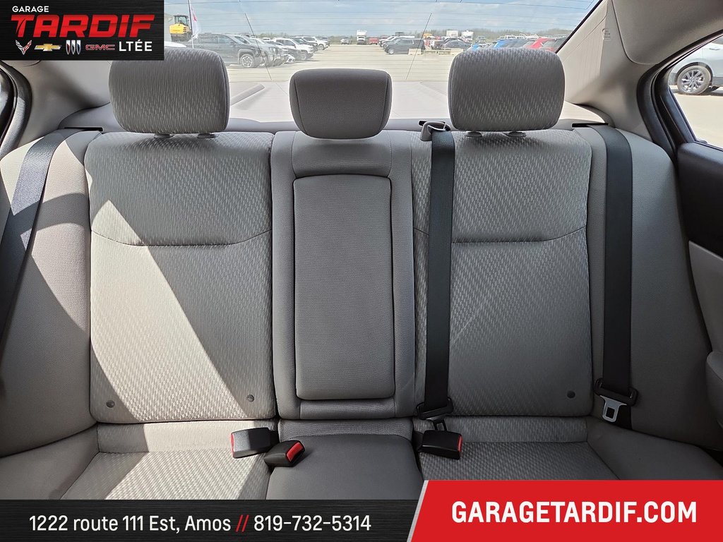 Honda Civic  2015 à Amos, Québec - 9 - w1024h768px