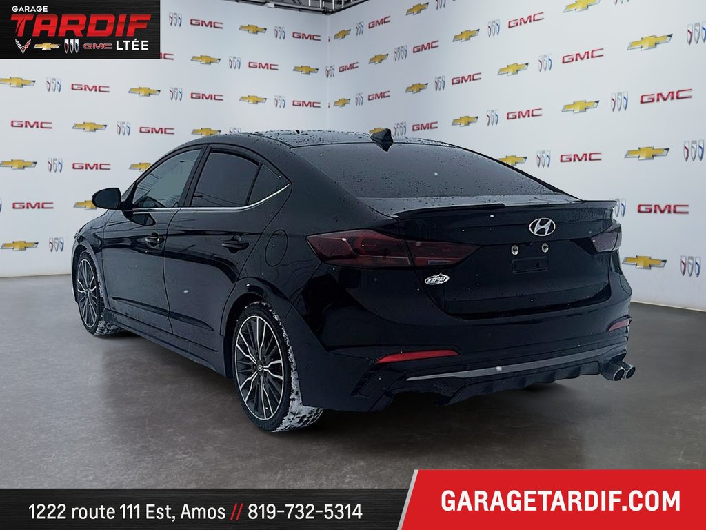 2018 Hyundai Elantra in Amos, Quebec - 4 - w1024h768px