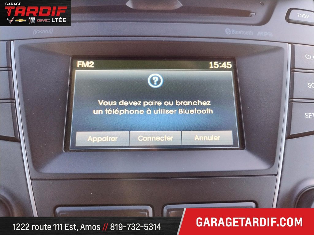 2016 Hyundai Santa Fe in Amos, Quebec - 16 - w1024h768px