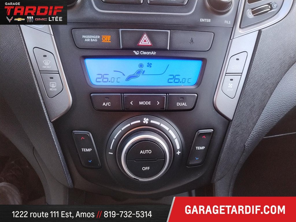 2016 Hyundai Santa Fe in Amos, Quebec - 19 - w1024h768px