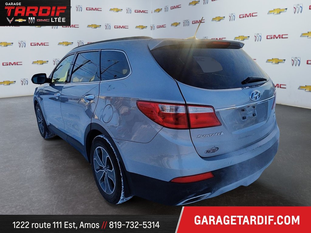2016 Hyundai Santa Fe in Amos, Quebec - 4 - w1024h768px