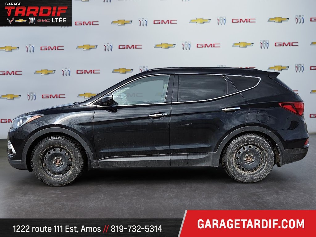 2017 Hyundai Santa Fe in Amos, Quebec - 5 - w1024h768px
