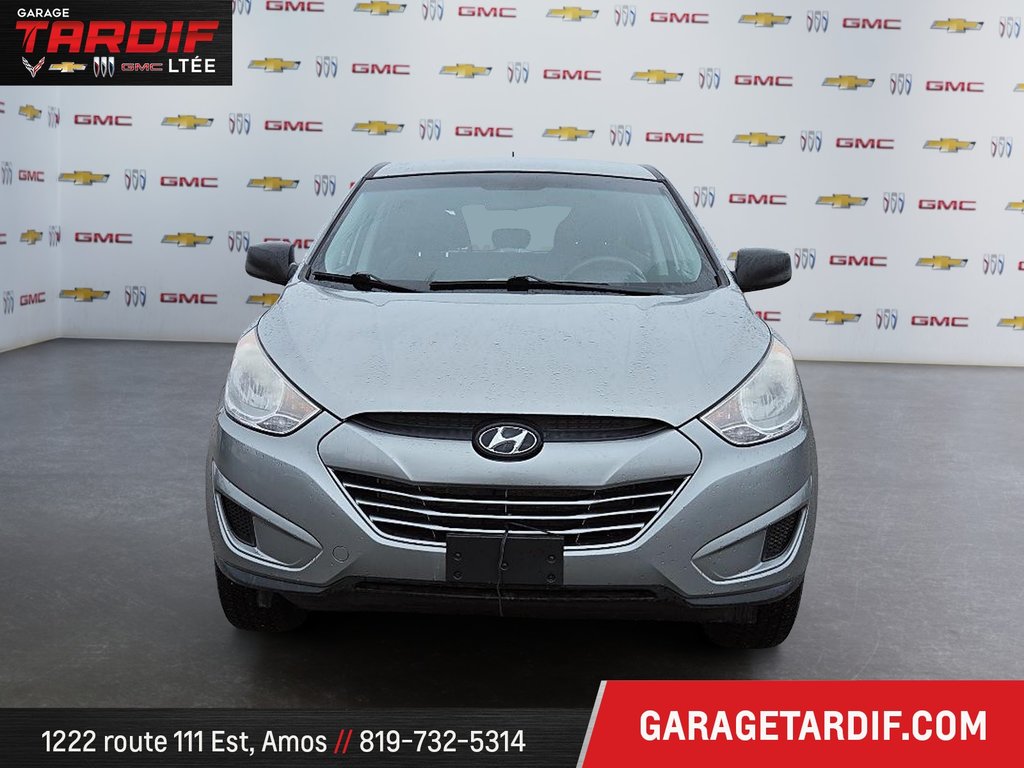 2011 Hyundai Tucson in Amos, Quebec - 2 - w1024h768px