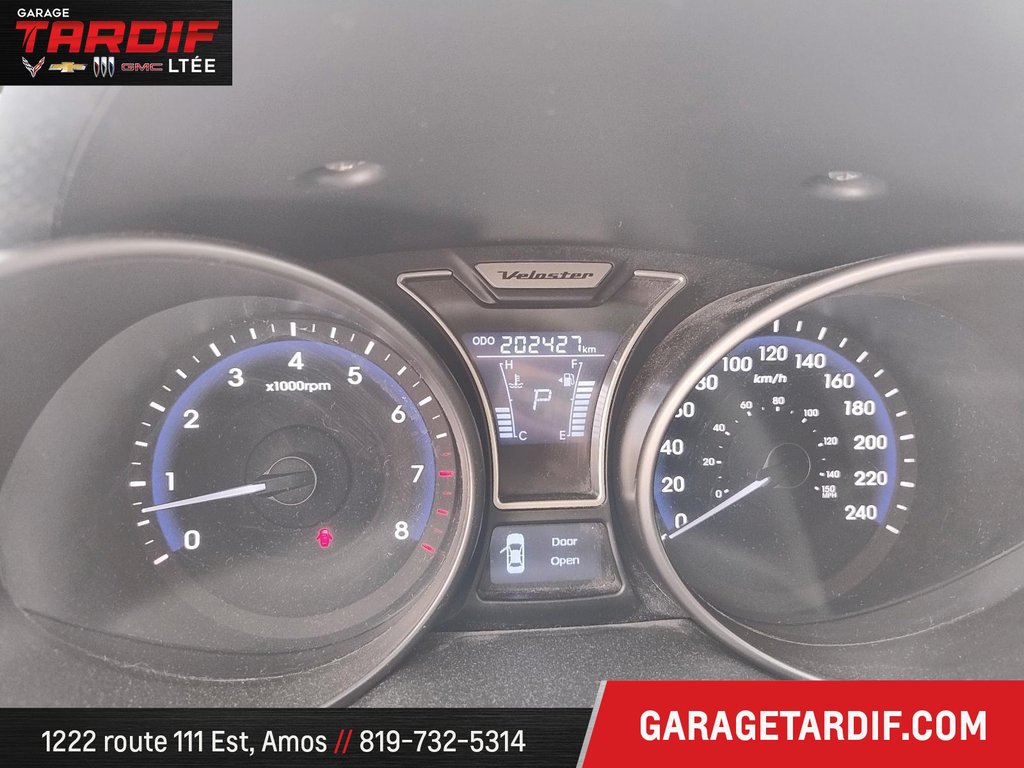 Hyundai VELOSTER  2013 à Amos, Québec - 16 - w1024h768px