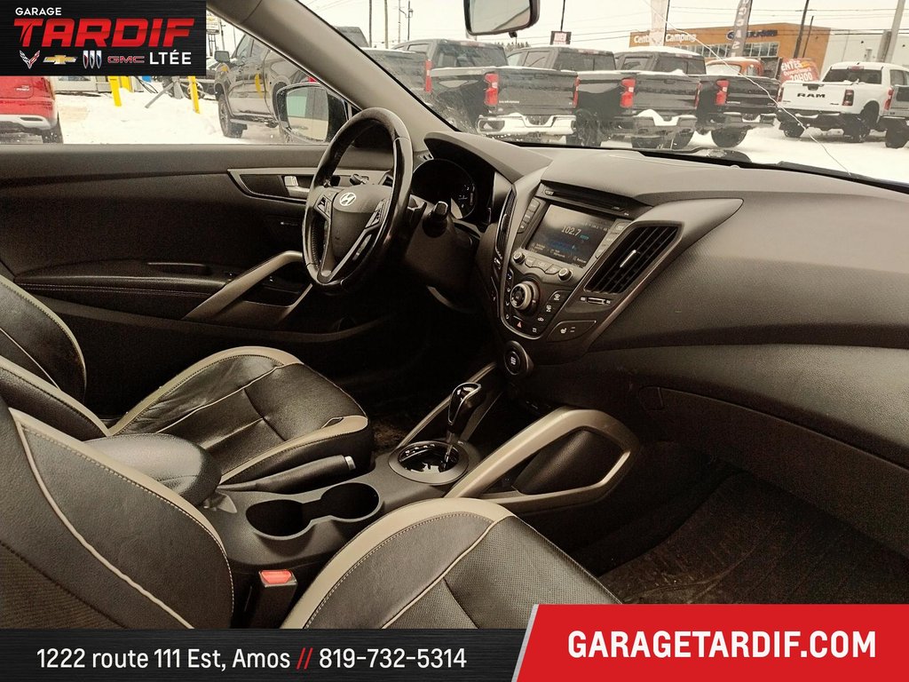 Hyundai VELOSTER  2013 à Amos, Québec - 11 - w1024h768px