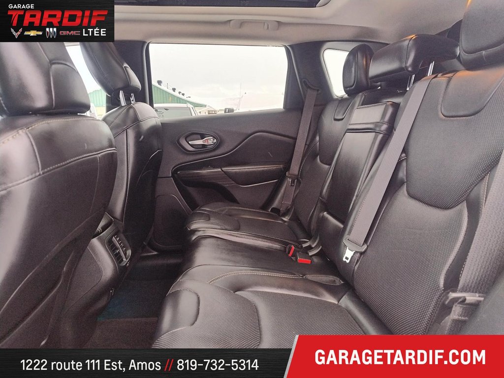 Jeep CHEROKEE  2016 à Amos, Québec - 28 - w1024h768px