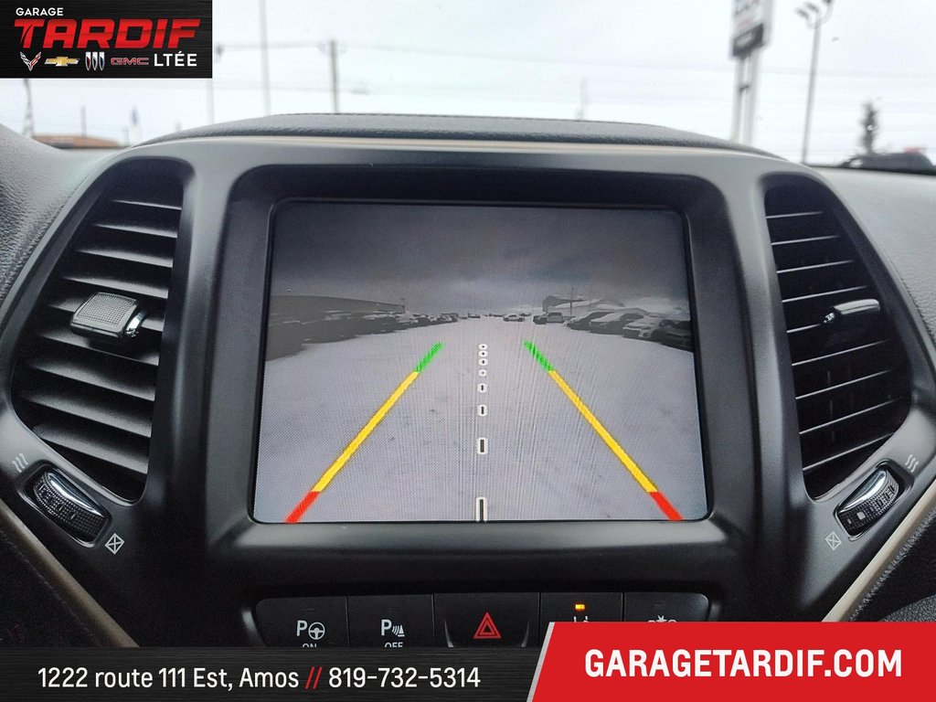 Jeep CHEROKEE  2016 à Amos, Québec - 26 - w1024h768px