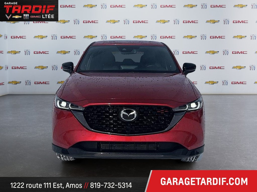 2023 Mazda CX-5 in Amos, Quebec - 2 - w1024h768px