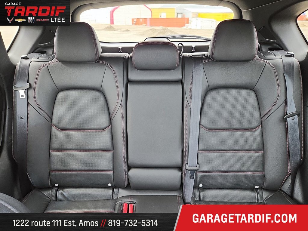 2023 Mazda CX-5 in Amos, Quebec - 10 - w1024h768px