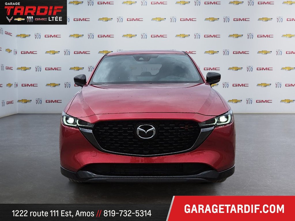 2023 Mazda CX-5 in Amos, Quebec - 2 - w1024h768px
