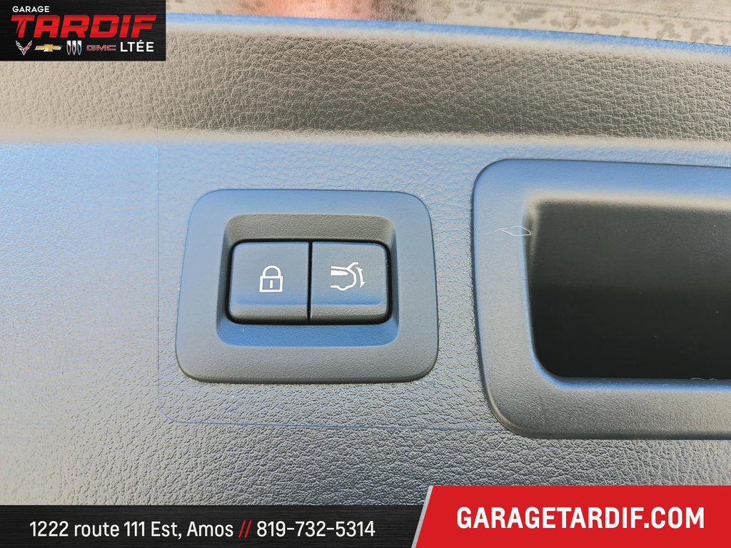 Mazda CX-50  2025 à Amos, Québec - 8 - w1024h768px
