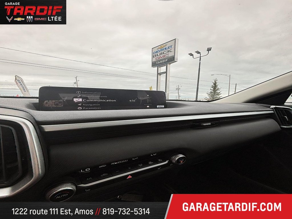 Mazda CX-50  2025 à Amos, Québec - 12 - w1024h768px