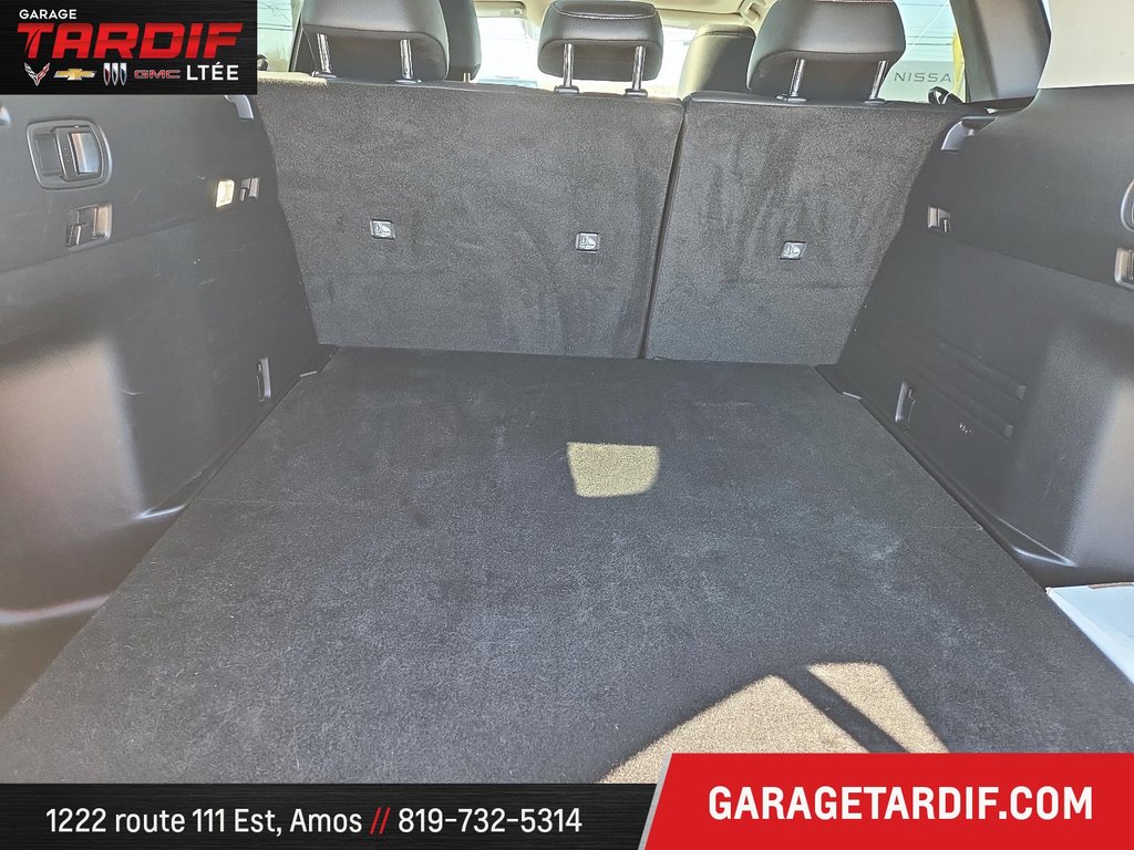 Mazda CX-50  2025 à Amos, Québec - 7 - w1024h768px