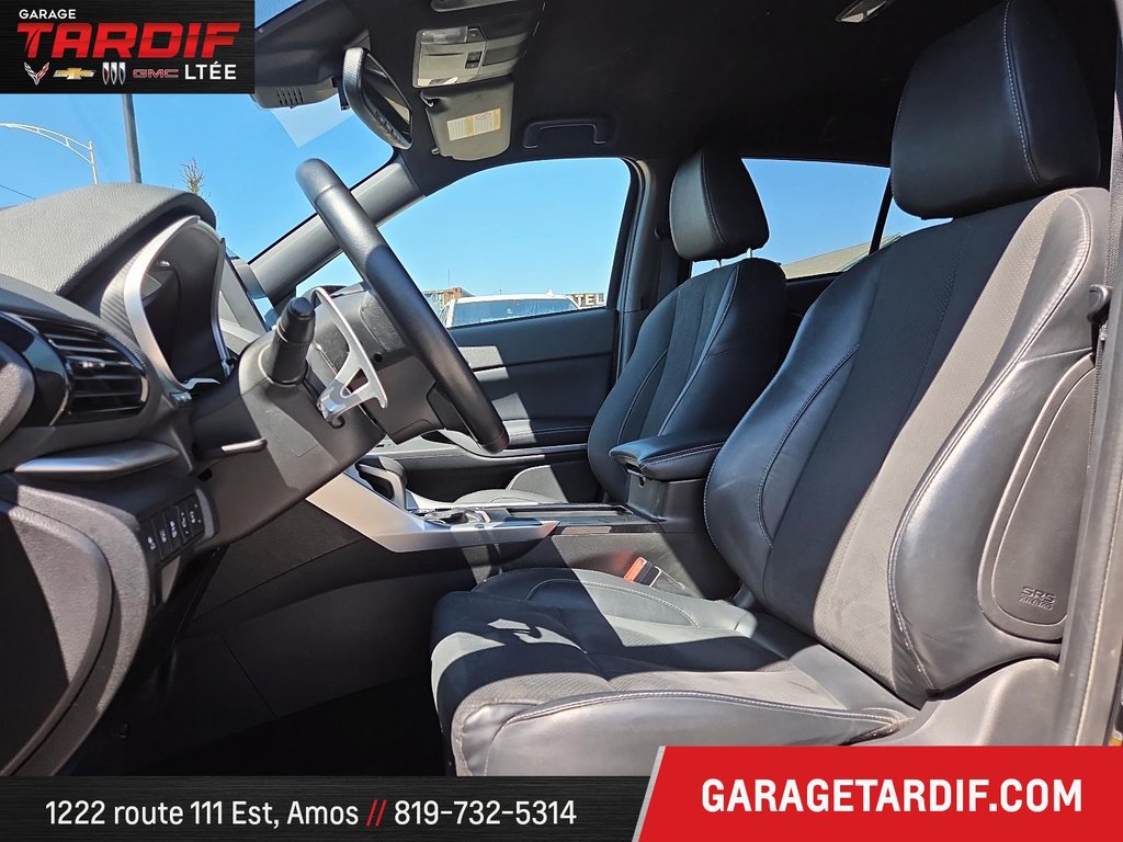 2023 Mitsubishi Eclipse in Amos, Quebec - 8 - w1024h768px
