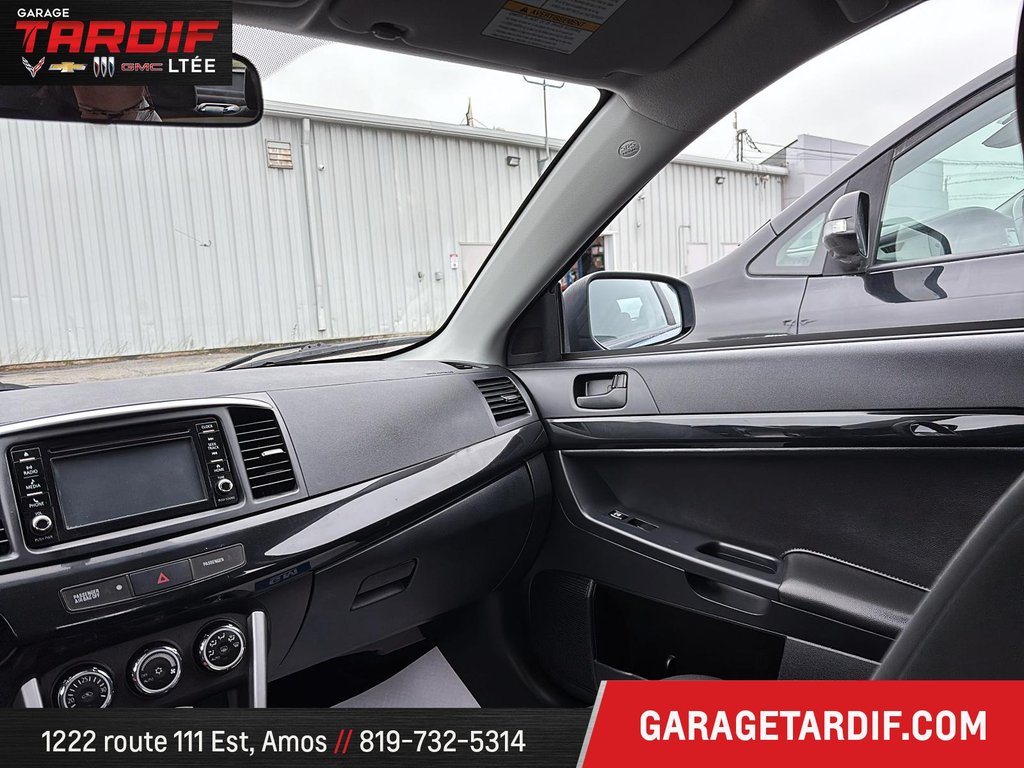 2017 Mitsubishi Lancer in Amos, Quebec - 9 - w1024h768px