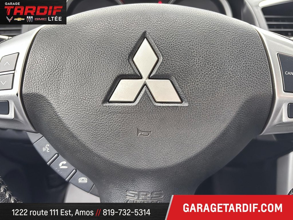 2017 Mitsubishi Lancer in Amos, Quebec - 13 - w1024h768px