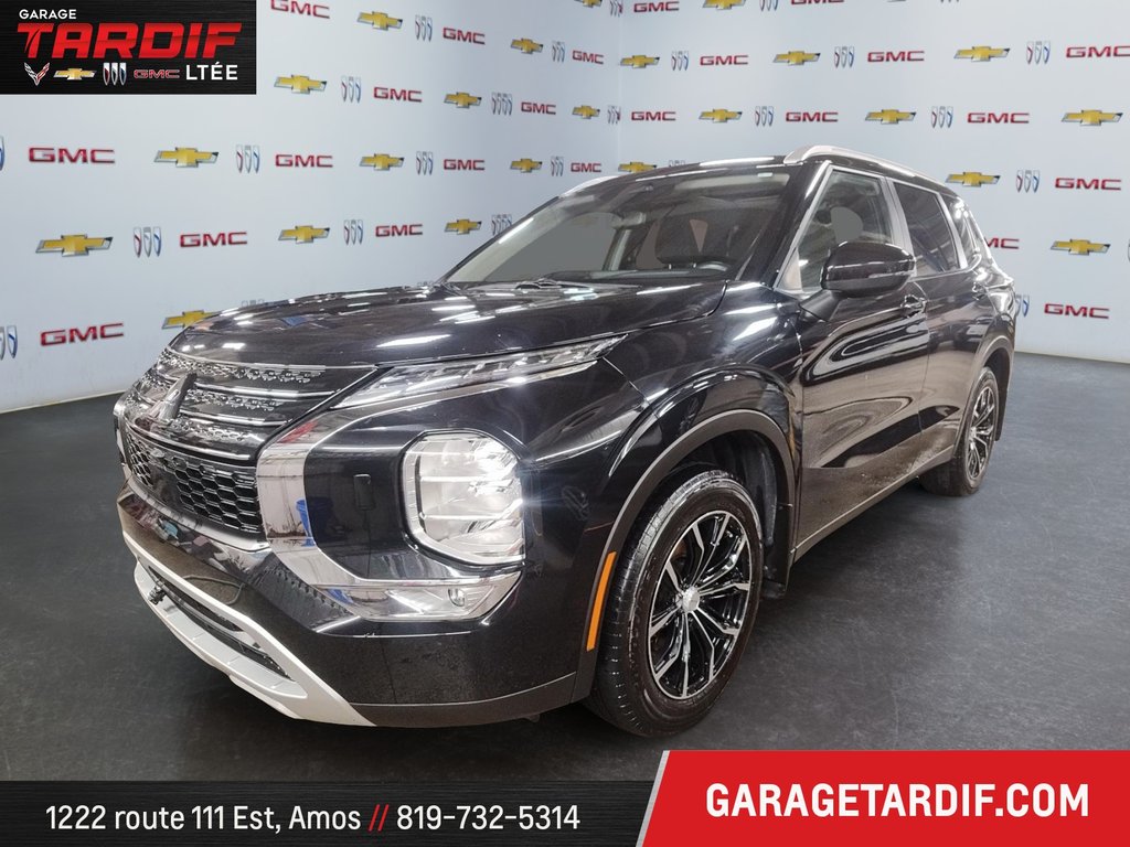 Mitsubishi OUTLANDER  2023 à Amos, Québec - 1 - w1024h768px