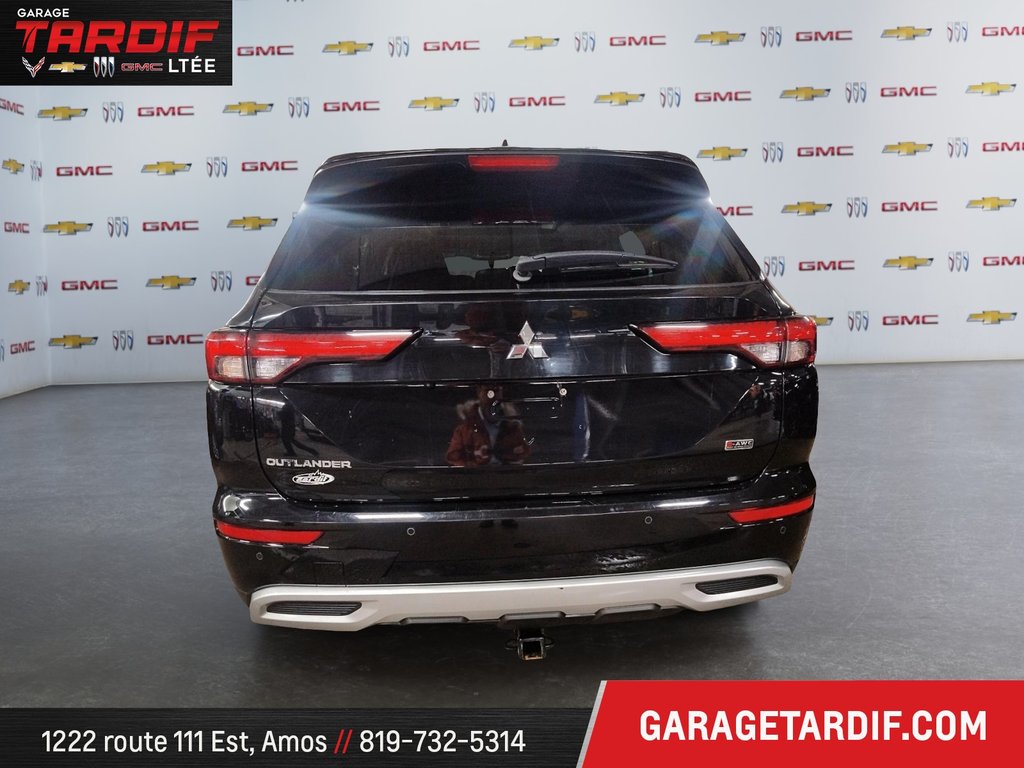 Mitsubishi OUTLANDER  2023 à Amos, Québec - 3 - w1024h768px