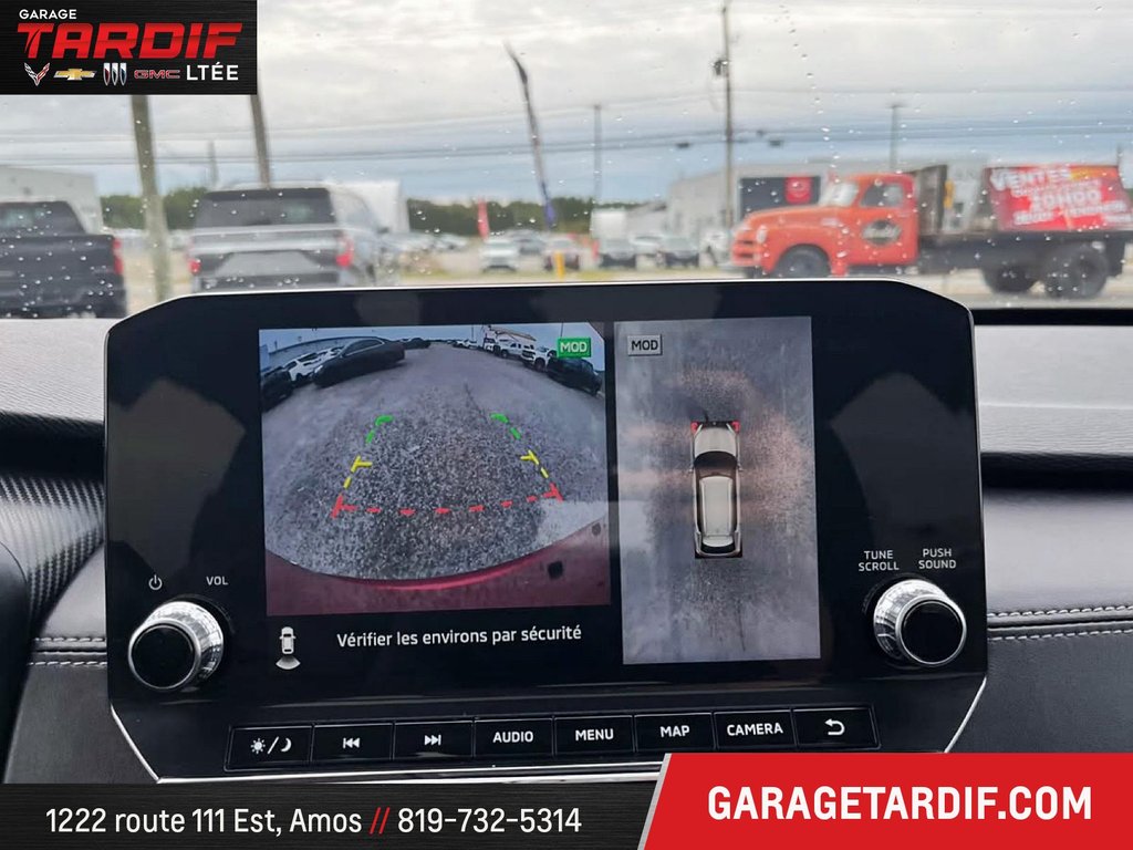 2024 Mitsubishi OUTLANDER in Amos, Quebec - 10 - w1024h768px