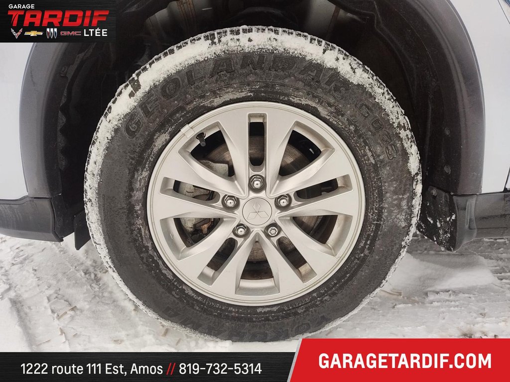 2024 Mitsubishi RVR in Amos, Quebec - 8 - w1024h768px