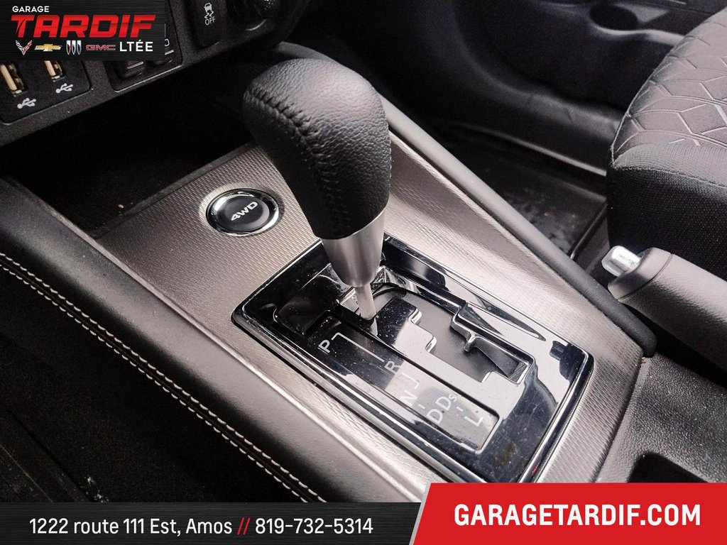 2024 Mitsubishi RVR in Amos, Quebec - 16 - w1024h768px