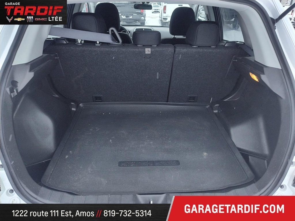 2024 Mitsubishi RVR in Amos, Quebec - 22 - w1024h768px