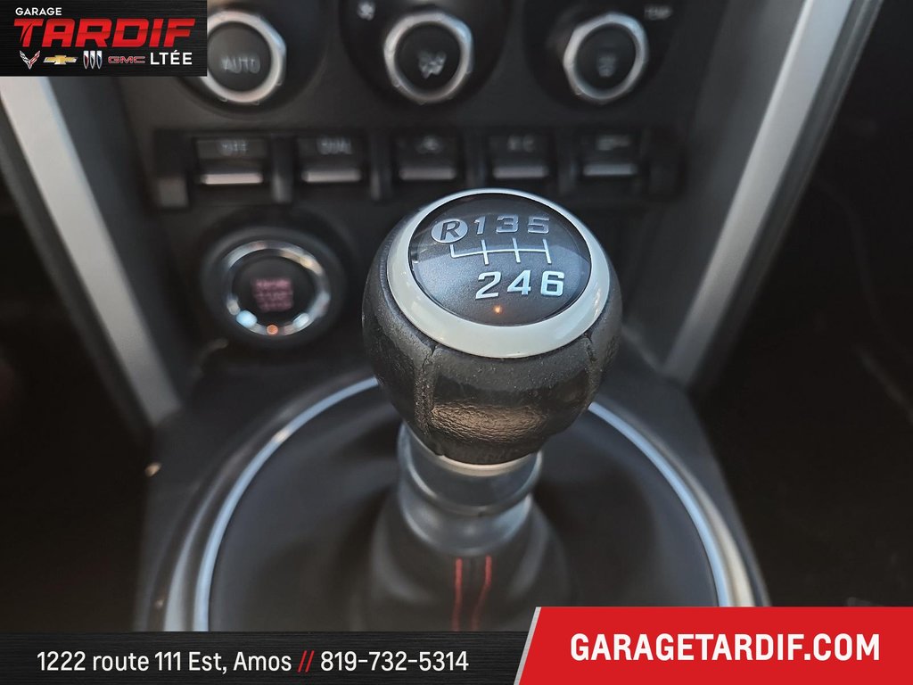 2013 Subaru BRZ in Amos, Quebec - 8 - w1024h768px