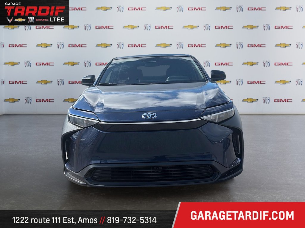 2023 Toyota BZ4X in Amos, Quebec - 2 - w1024h768px
