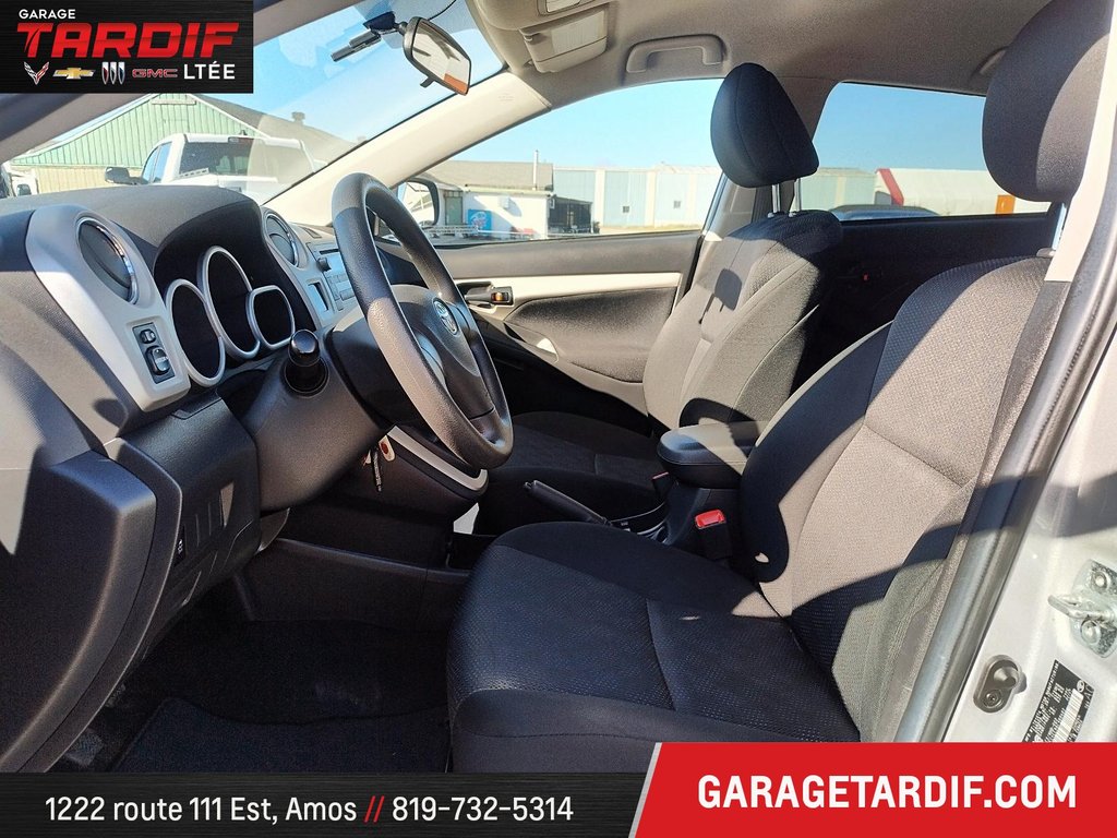 Toyota MATRIX  2010 à Amos, Québec - 6 - w1024h768px