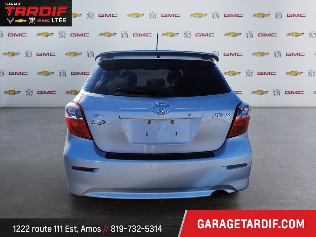 Toyota MATRIX  2010 à Amos, Québec - 3 - w1024h768px