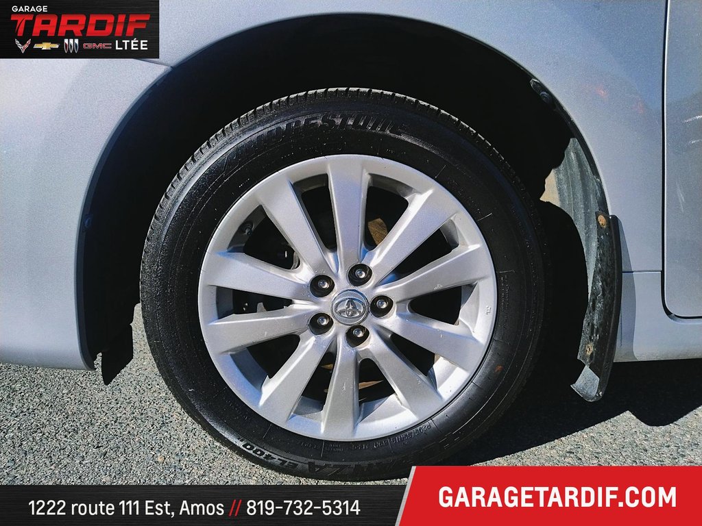 Toyota MATRIX  2010 à Amos, Québec - 5 - w1024h768px