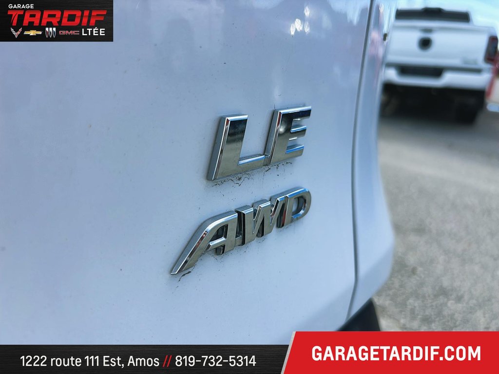 Toyota RAV4  2024 à Amos, Québec - 6 - w1024h768px