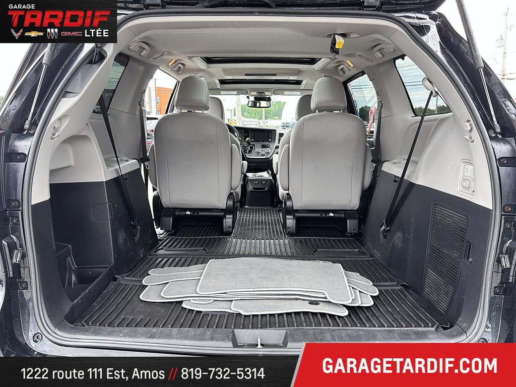 2019 Toyota Sienna in Amos, Quebec - 7 - w1024h768px