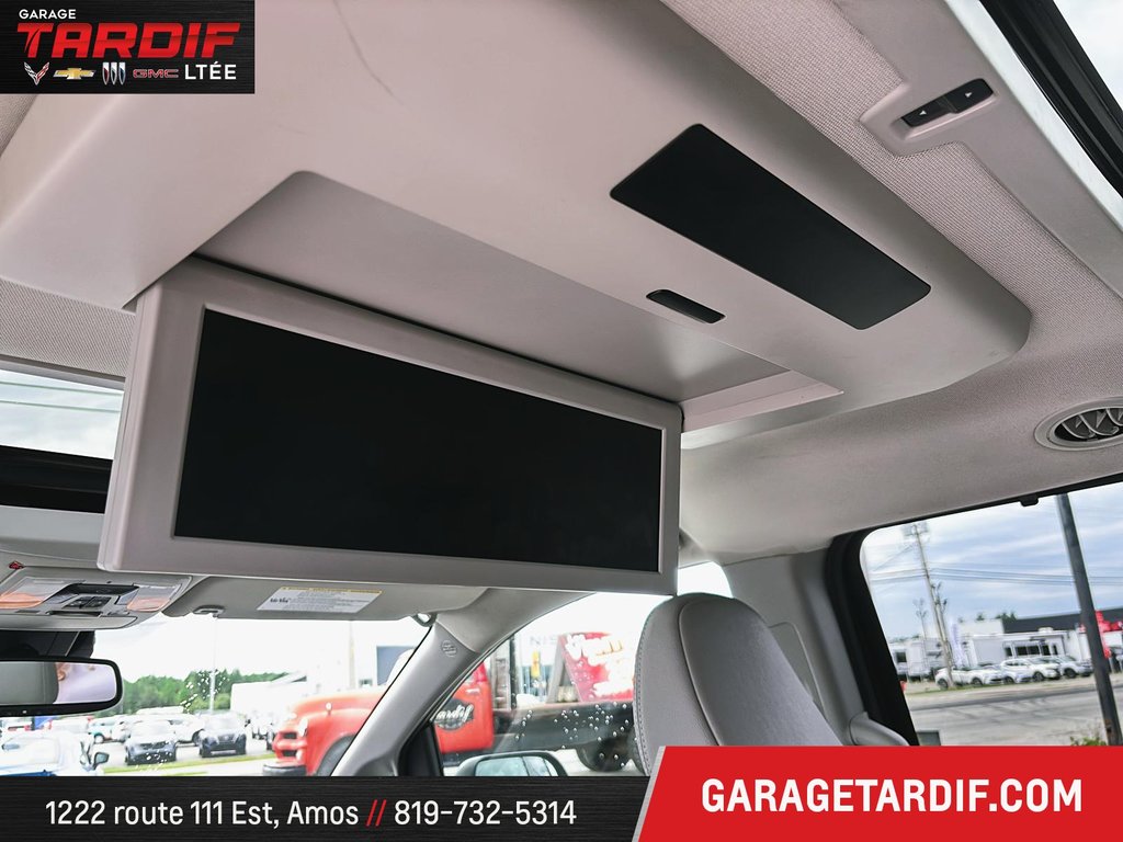 2019 Toyota Sienna in Amos, Quebec - 10 - w1024h768px